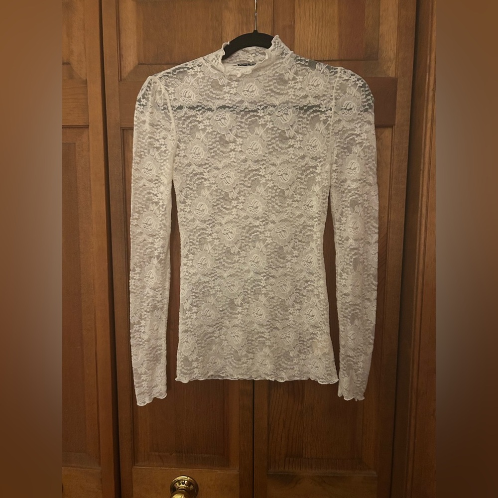 Intimately Free People Women’s Sz XS Boho White Lacey Top W/ Scalloped Edges